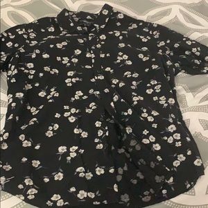 Forever 21 floral short sleeve shirt